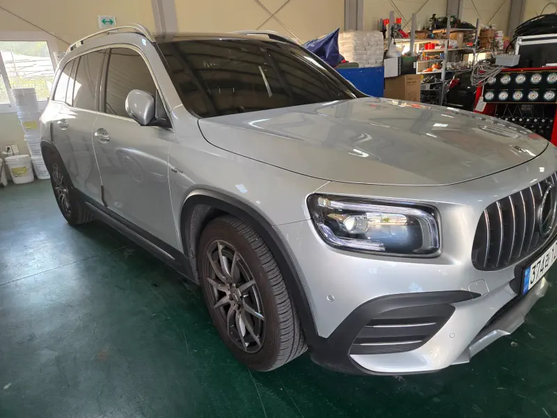 Mercedes-Benz GLB-Class