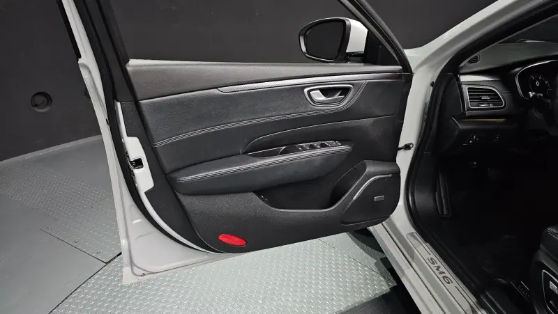 Renault Samsung SM6