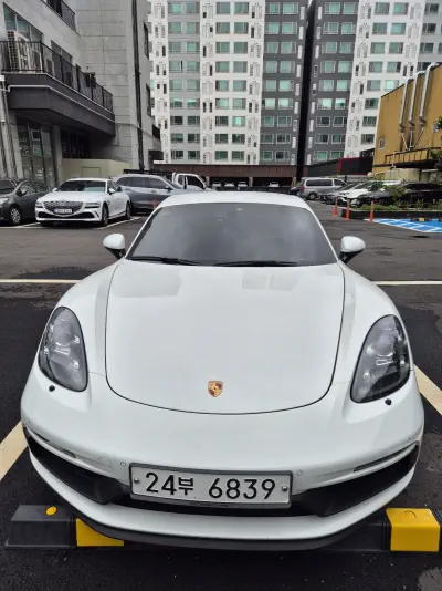 Porsche Cayman