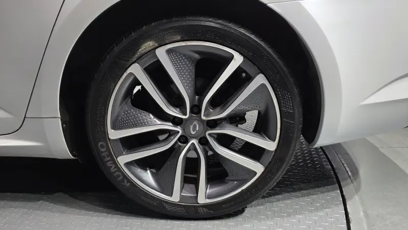 Renault Samsung SM6