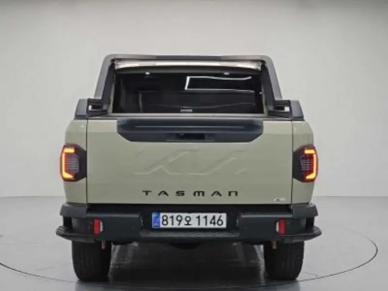 Kia Tasman