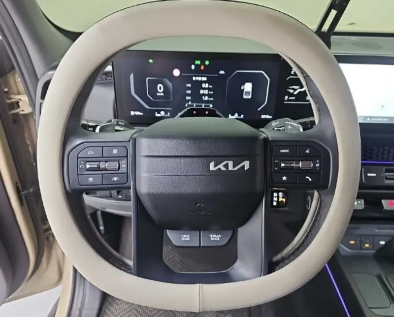 Kia Tasman