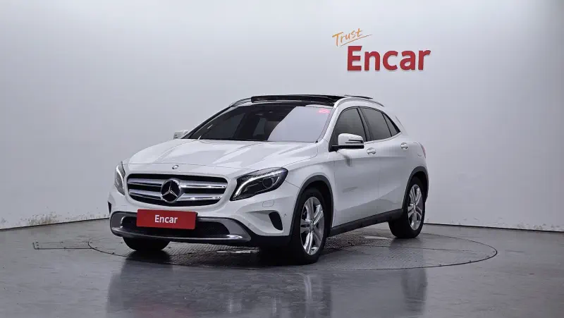 Mercedes-Benz GLA-Class