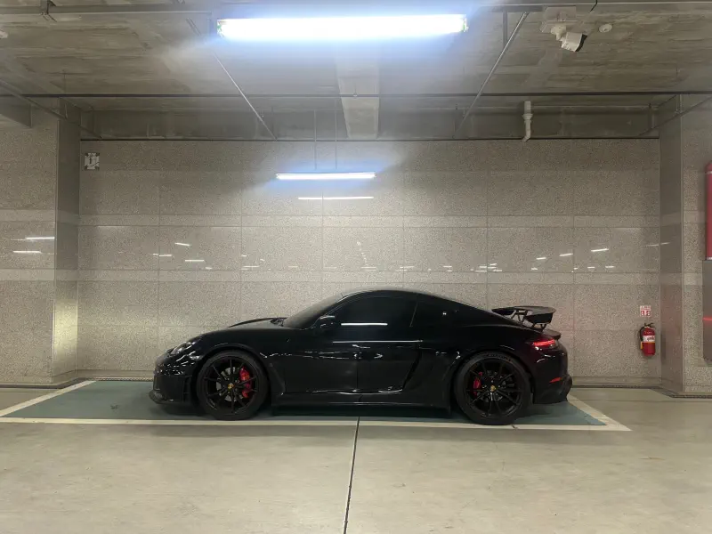 Porsche Cayman