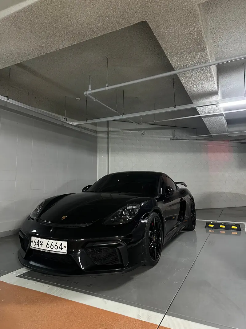Porsche Cayman