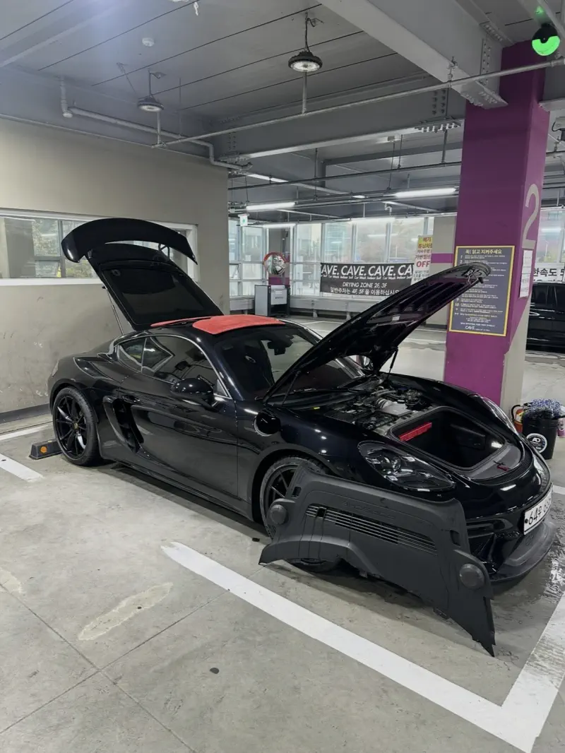 Porsche Cayman