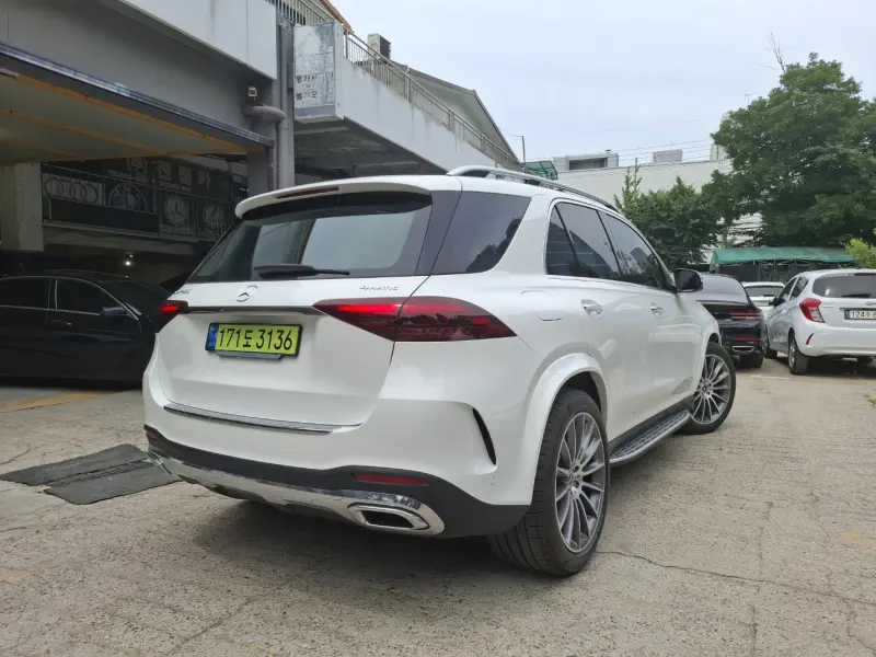Mercedes-Benz GLE-Class