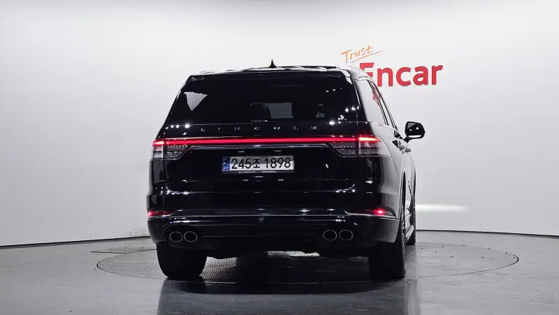 Lincoln Aviator