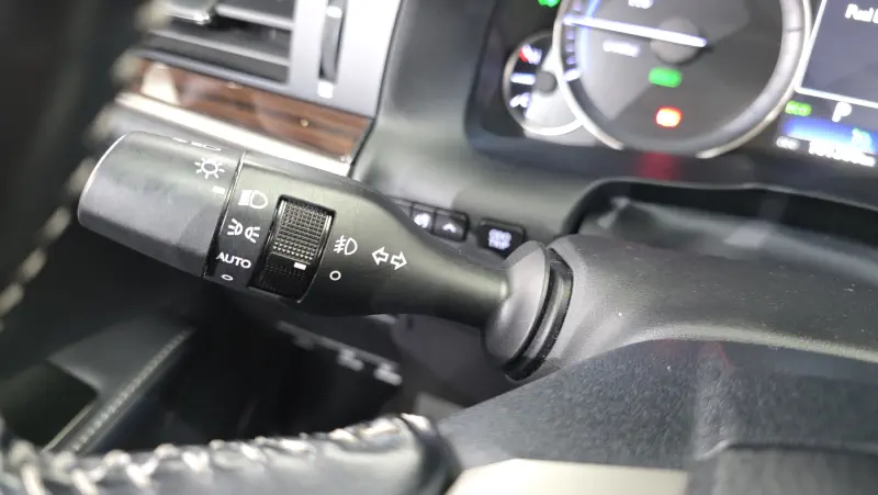 Lexus ES300h