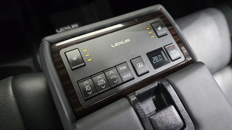 Lexus ES300h