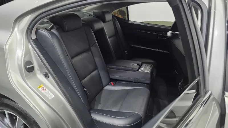 Lexus ES300h