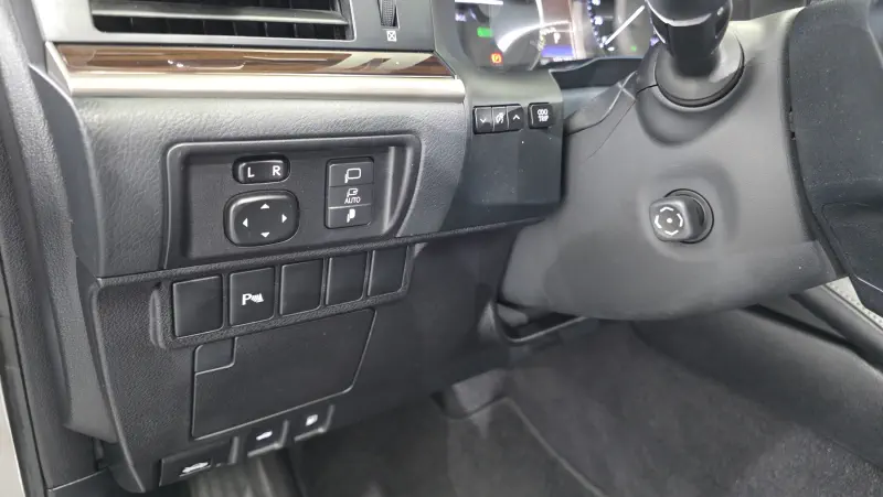 Lexus ES300h
