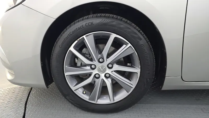 Lexus ES300h