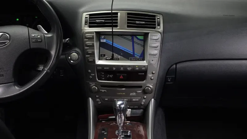 Lexus IS250