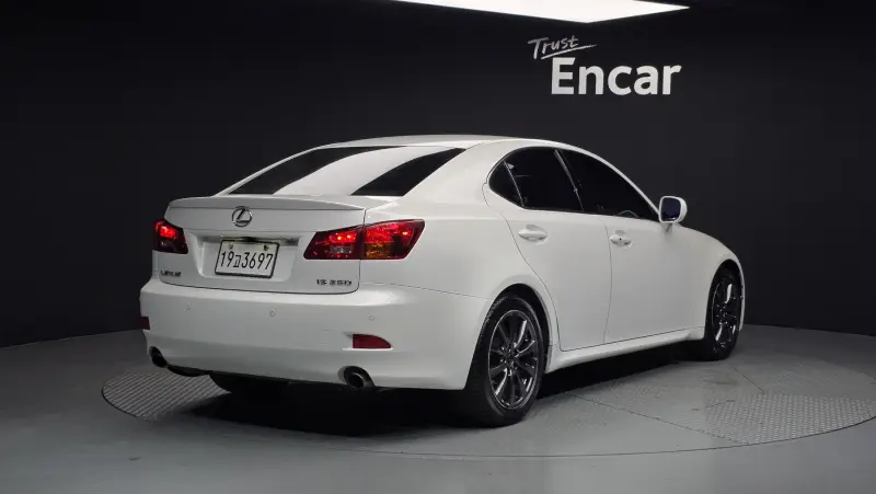 Lexus IS250