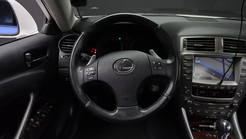 Lexus IS250