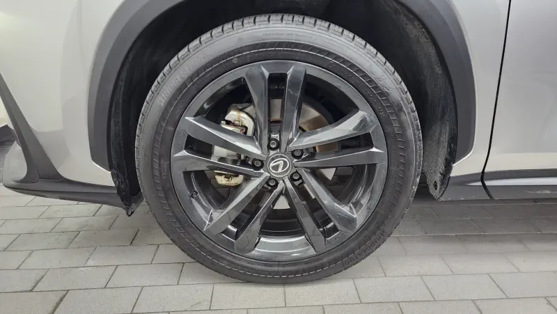 Lexus NX350h