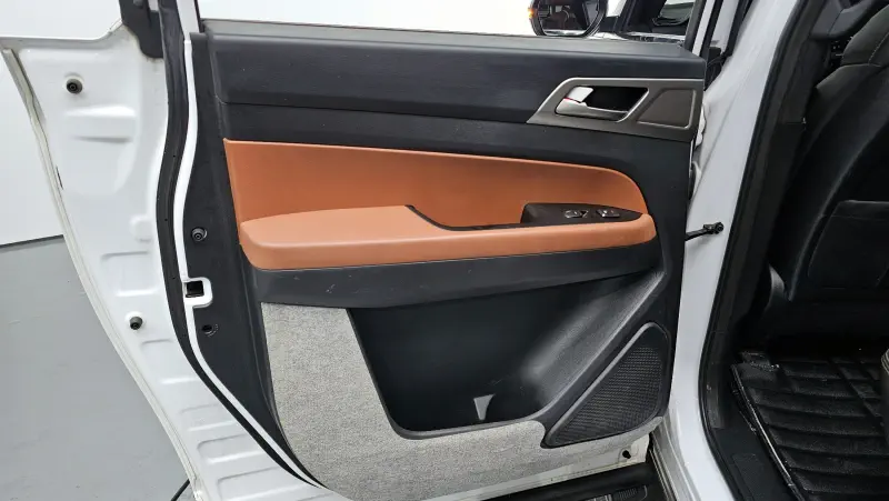 SsangYong Rexton Sports