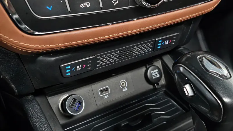 SsangYong Rexton Sports