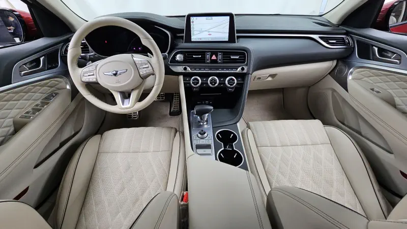 Genesis G70