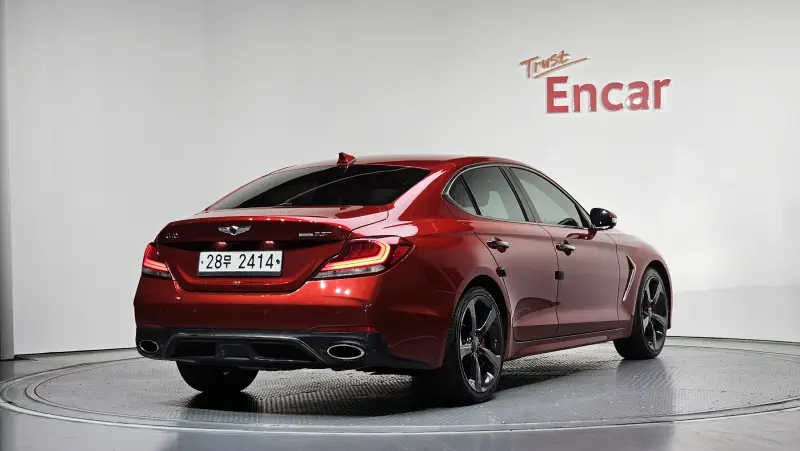 Genesis G70