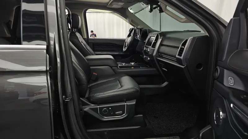 Ford Expedition