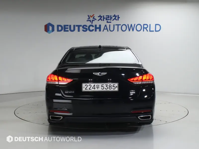 Hyundai Genesis