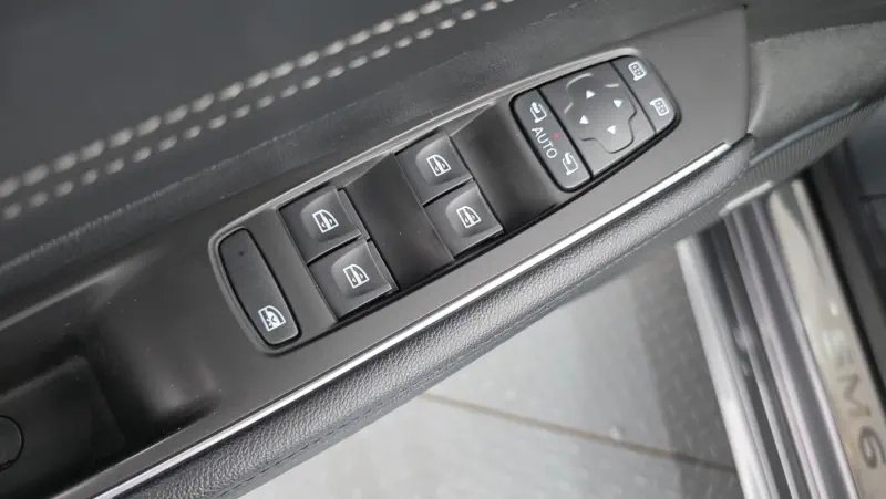 Renault Samsung SM6