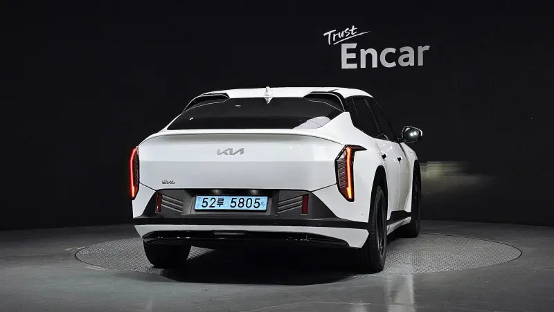Kia EV4