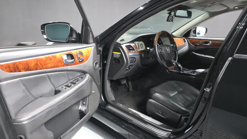 Hyundai Equus