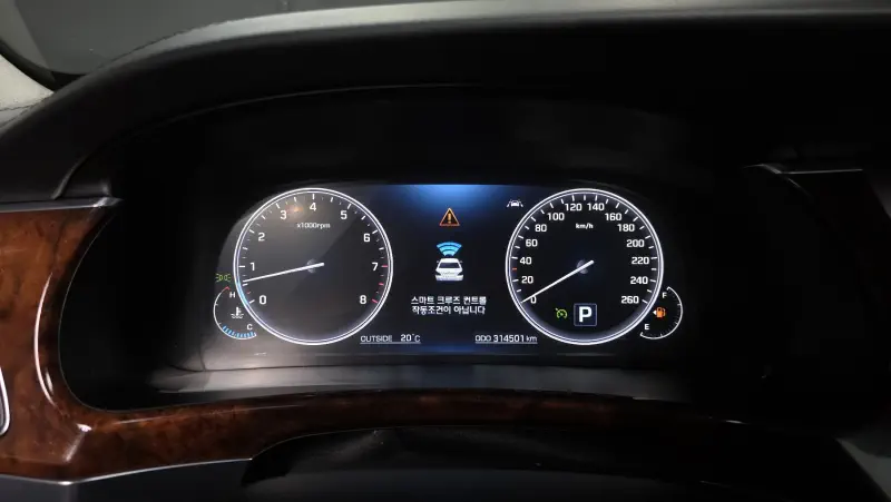 Hyundai Equus