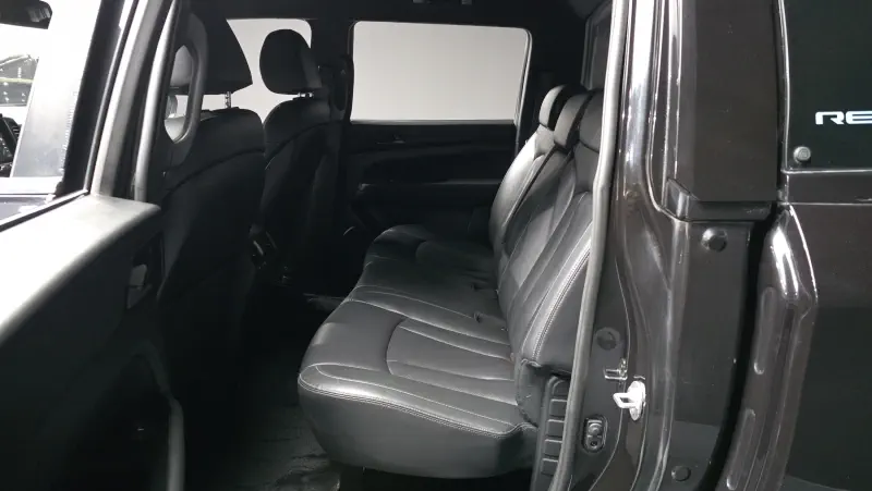 SsangYong Rexton Sports Khan