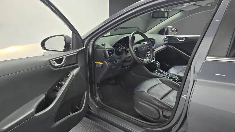 Hyundai Ioniq