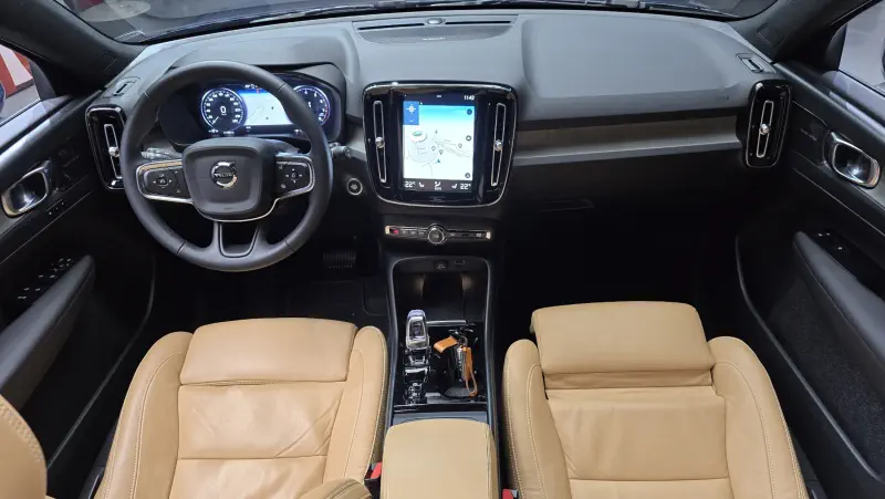 Volvo XC40