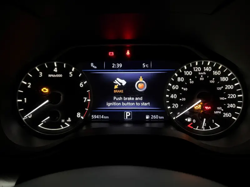 Nissan MAXIMA