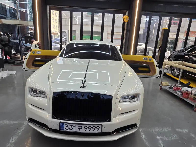 Rolls-Royce WRAITH
