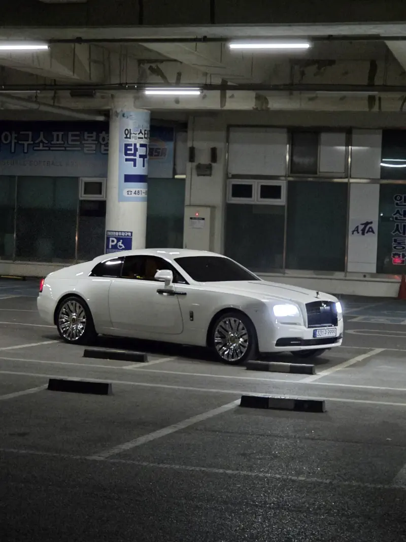 Rolls-Royce WRAITH