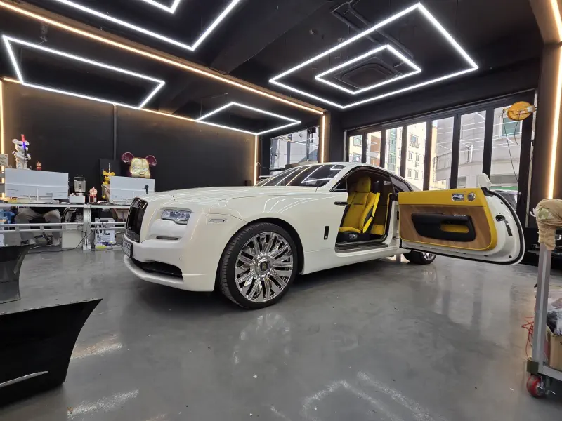 Rolls-Royce WRAITH
