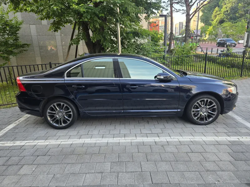 Volvo S80