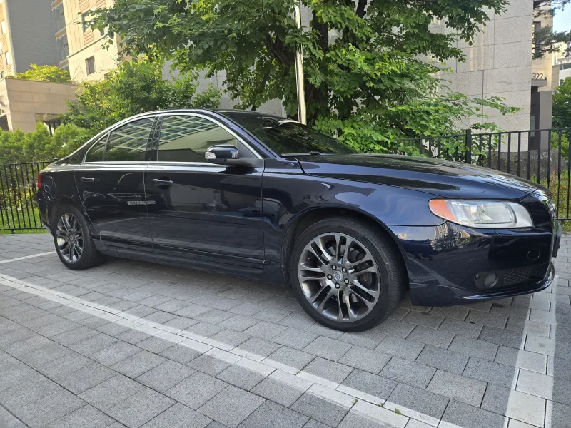 Volvo S80