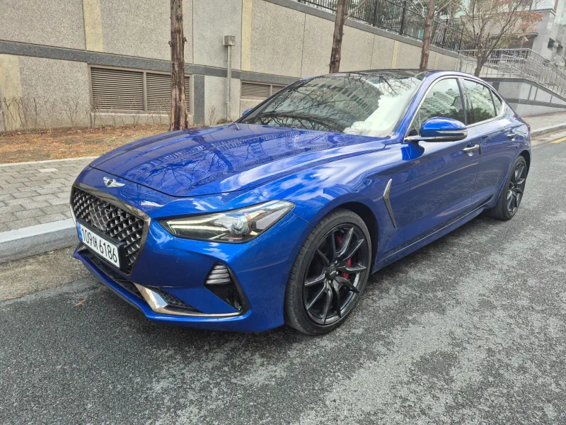 Genesis G70