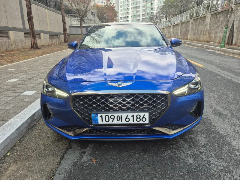 Genesis G70