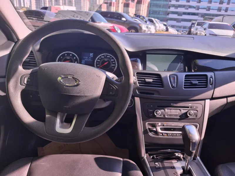 Renault Samsung SM5