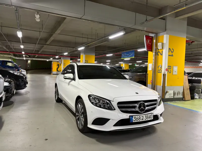 Mercedes-Benz C-Class