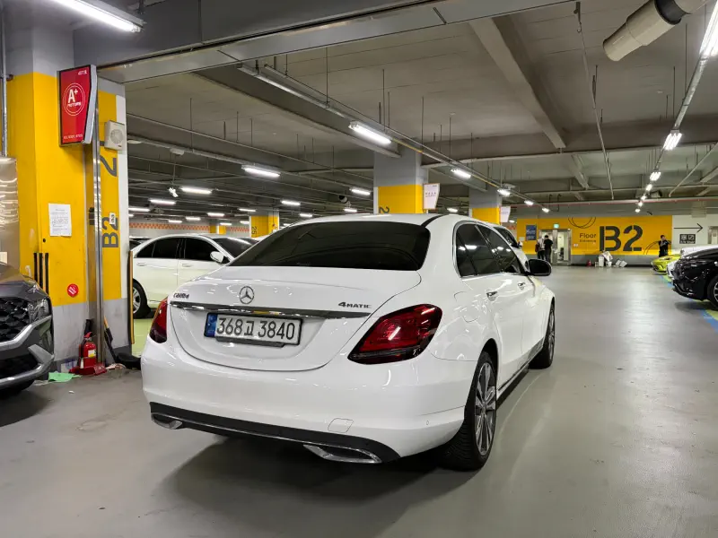 Mercedes-Benz C-Class