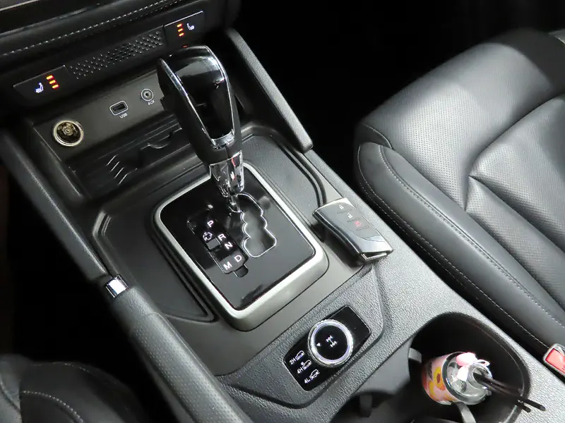 SsangYong Rexton Sports