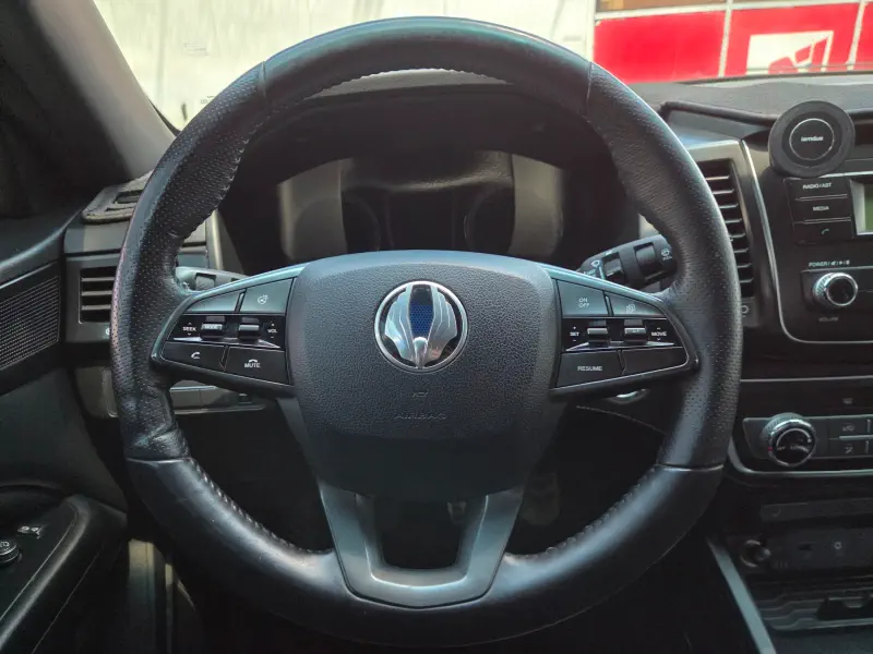 SsangYong Rexton Sports