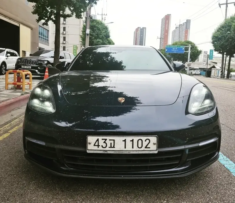 Porsche Panamera
