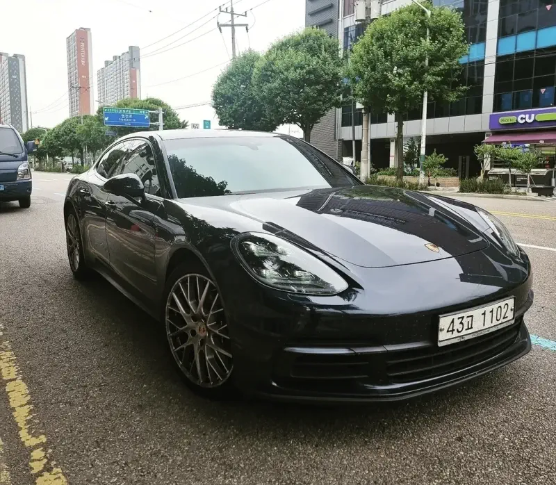 Porsche Panamera