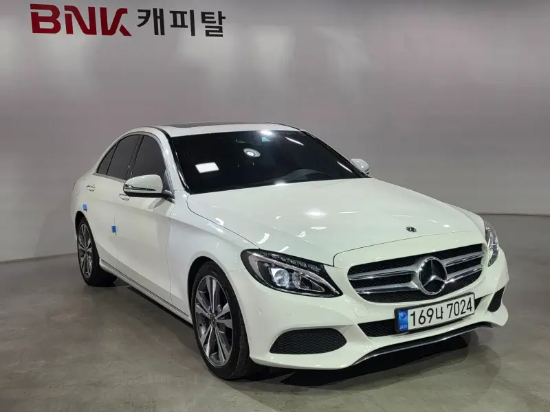 Mercedes-Benz C-Class